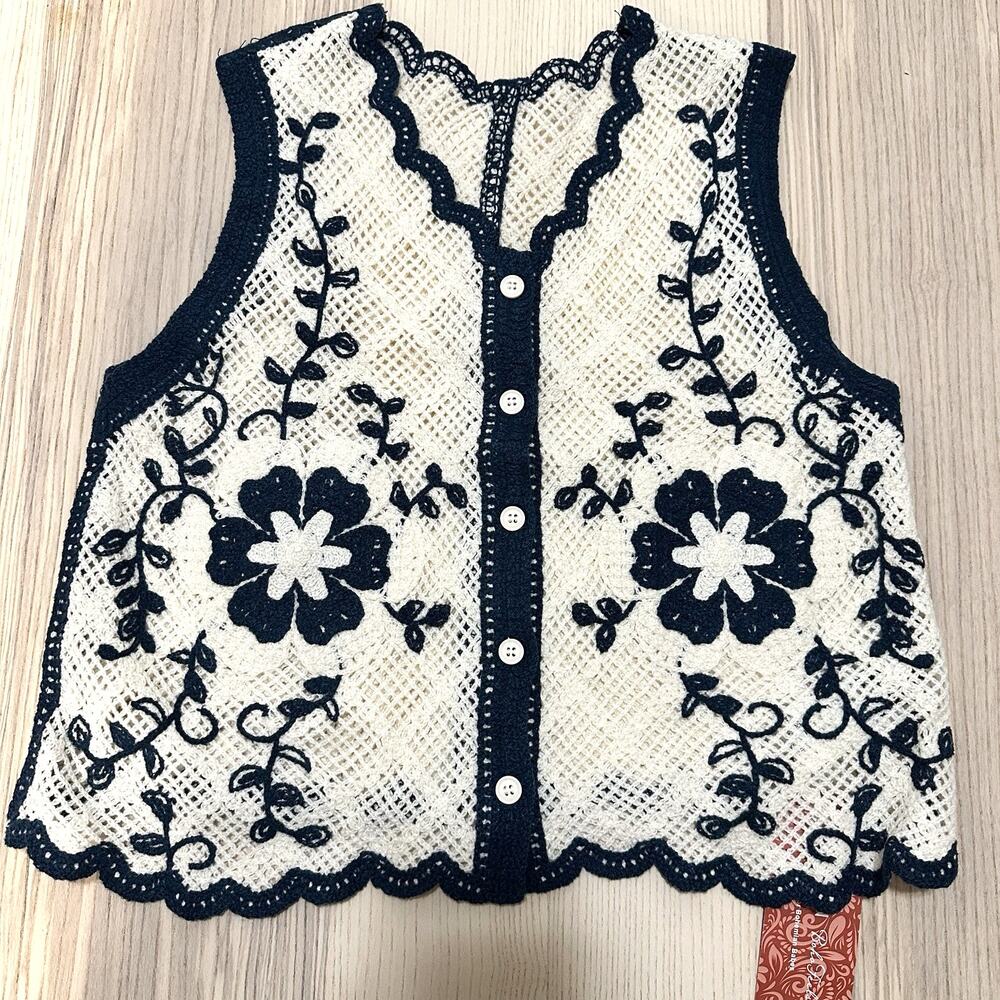 NWT SHEIN Boho Feels Festival Floral Pattern Button Front Pointelle Knit Vest
